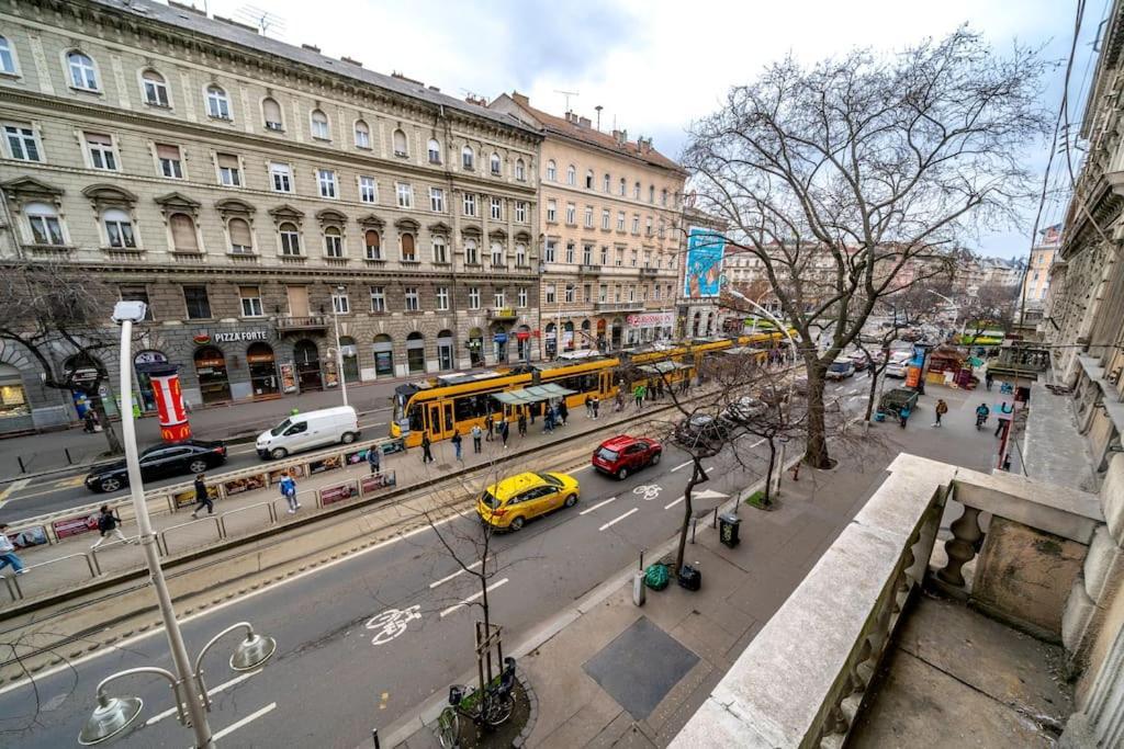 Andrassy Grandeur With Indoor Parking Apartman Budapest Kültér fotó