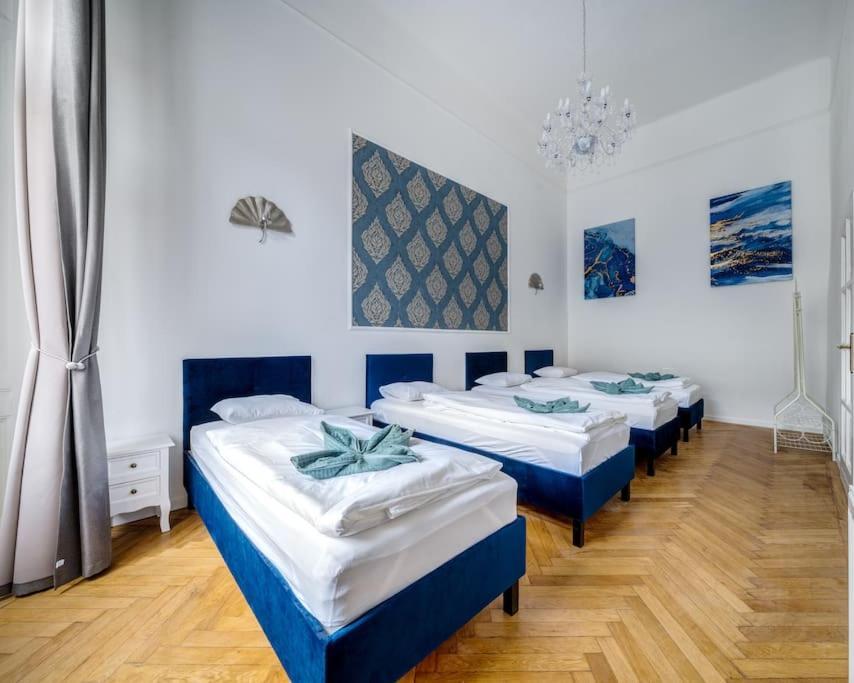 Andrassy Grandeur With Indoor Parking Apartman Budapest Kültér fotó