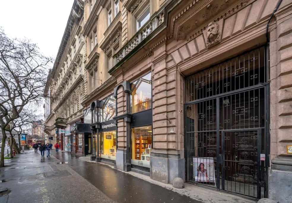 Andrassy Grandeur With Indoor Parking Apartman Budapest Kültér fotó